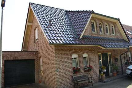 Haus zum Kaufen in Bad Bentheim 529.000 € 195.16 m² 8 zimmer