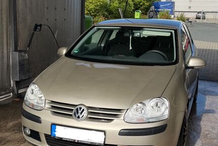 VW Golf 112.954 km 4.900 &euro; Usingen 61250
