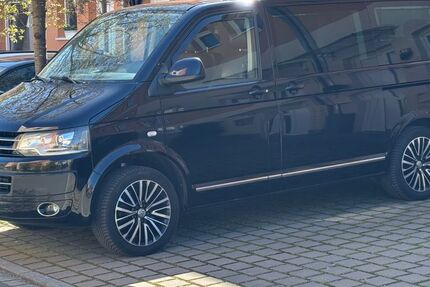 VW T5 Multivan 125.000 km 18.000 &euro; Feucht 90537