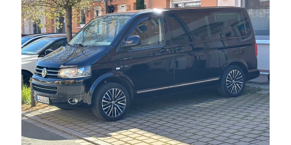 VW T5 Multivan 125.000 km 18.000 &euro; Feucht 90537