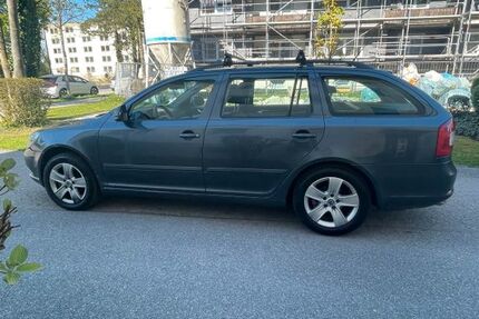 Skoda Octavia 190.000 km 2.100 &euro; Landshut 84028