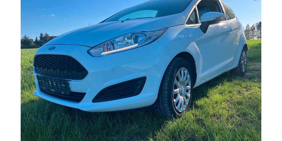 Ford Fiesta 62.400 km 6.990 &euro; Mohorn 01723