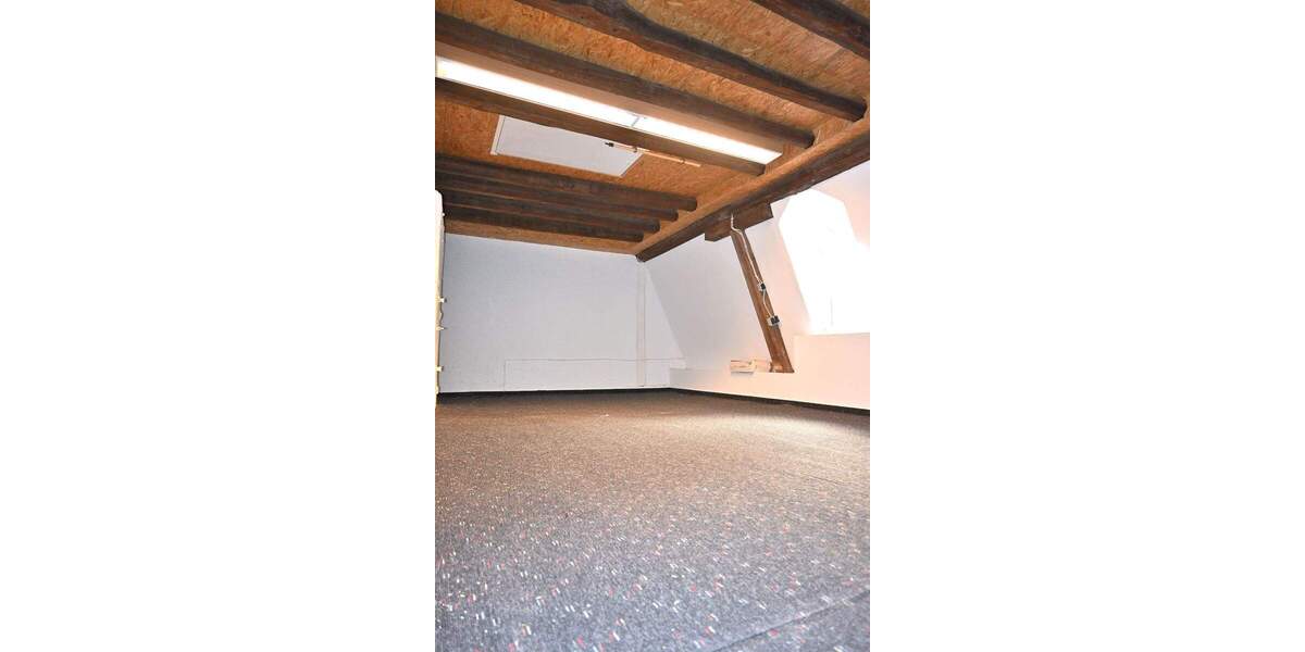 Einfamilienhaus Zell (Mosel) Merl - 9 Zimmer, 180 m&sup2;, 139.900&euro; | Angebot:25877205