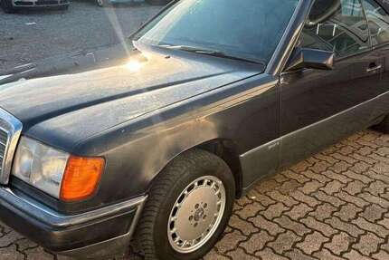Mercedes-Benz CE 230 256.023 km 3.690 € Kaiserslautern 67657