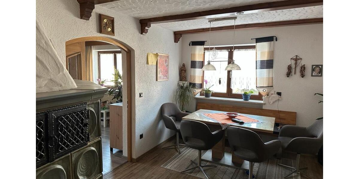 Erdgeschoßwohnung Brunnen - 4 Zimmer, 130 m&sup2;, 1.550&euro; | Angebot:26321417
