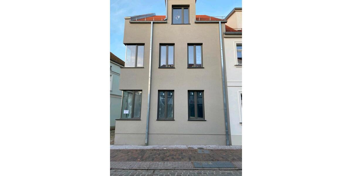 Neue helle 4 Zimmer Wohnung im Zentrum von Malchin 4 zimmer
