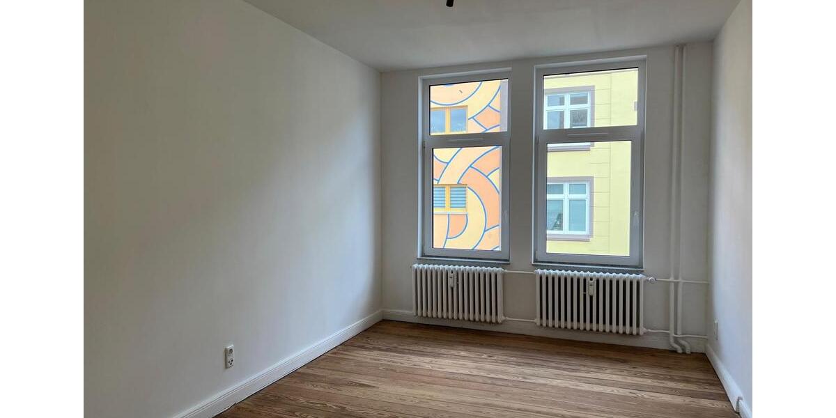 Etagenwohnung Neumünster - 3 Zimmer, 66 m&sup2;, 790&euro; | Angebot:26423441