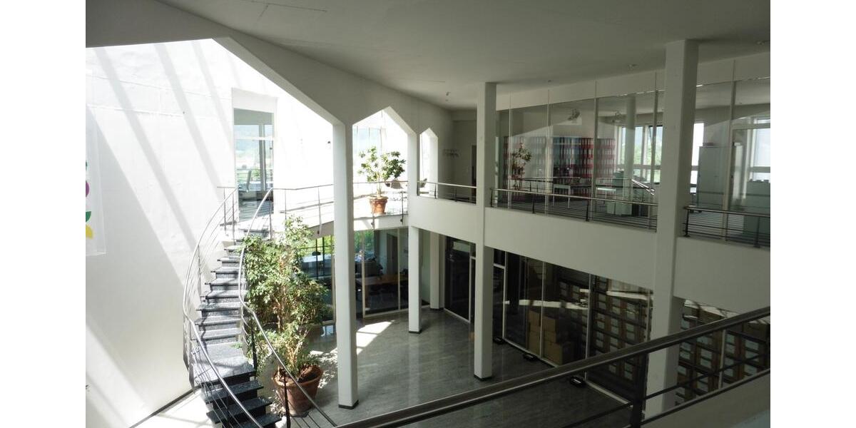 Gewerbeobjekt Kirchzarten - 2.400&euro; | Angebot:9580558