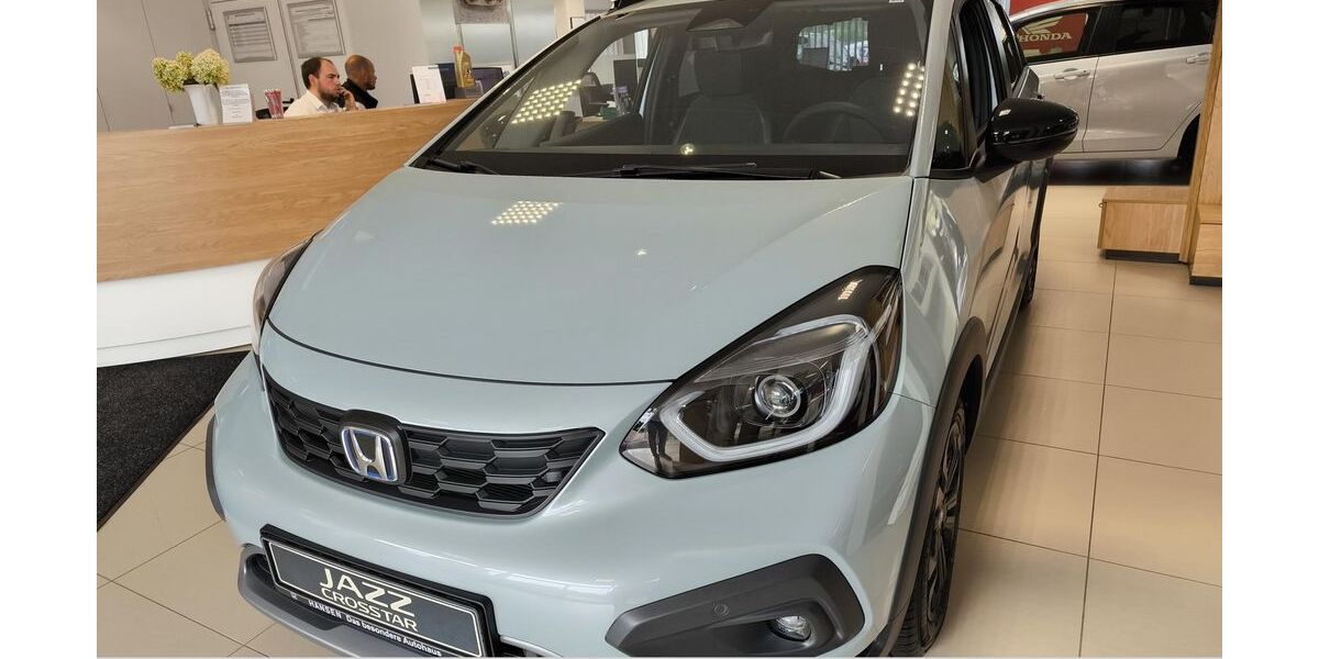 Honda Jazz 8.800 km 27.990 &euro; Braak 22145