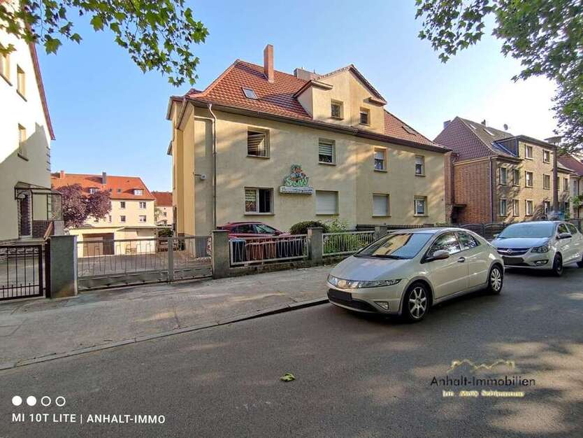 Wohnung zum Mieten in Bitterfeld 230 € 39.5 m²