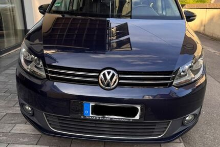 VW Touran 133.000 km 10.799 &euro; Weingarten 88250