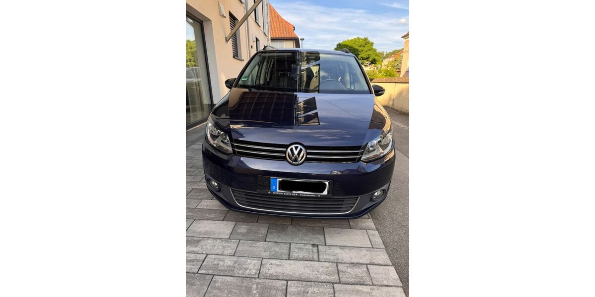 VW Touran 133.000 km 10.799 &euro; Weingarten 88250