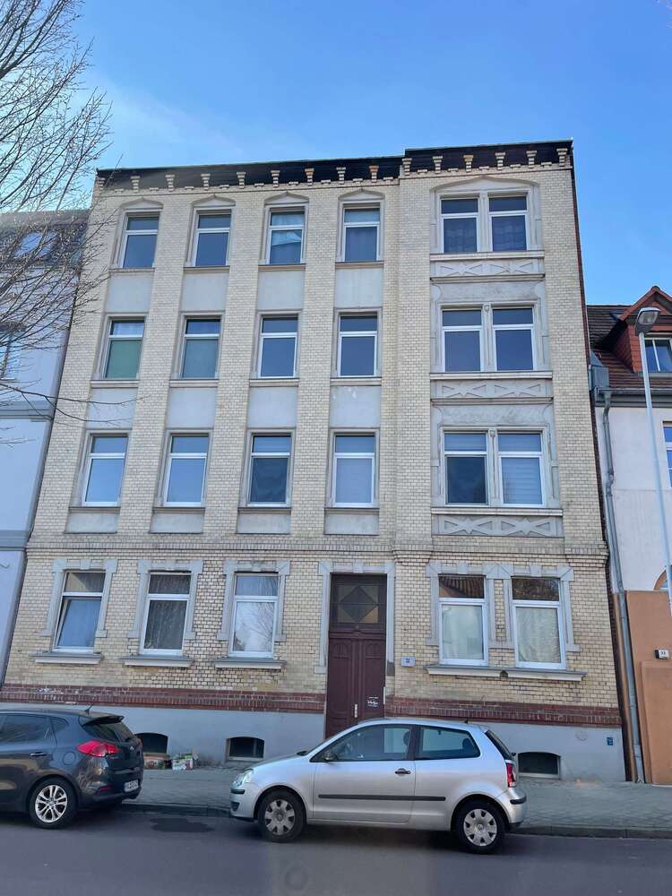 Wohnung zum Mieten in Halle (Saale) 310 € 45 m²