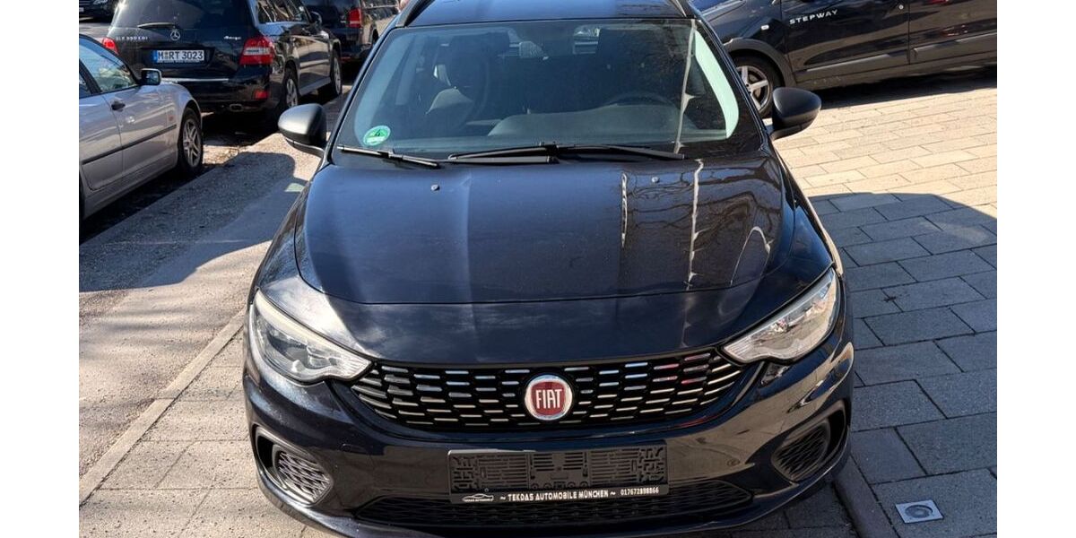Fiat Tipo 128.000 km 7.950 &euro; München 81825