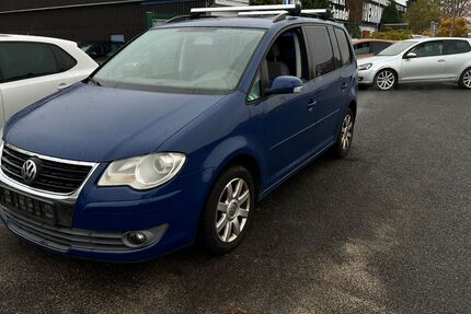 VW Touran 240.000 km 2.700 € Winsen/Luhe 21423