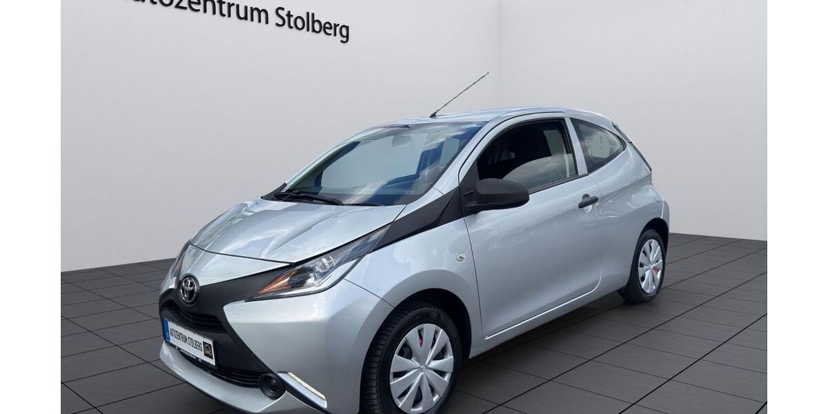 Toyota Aygo (X) 64.350 km 7.250 &euro; Stolberg 52222