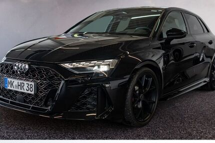 Audi RS3 4.999 km 72.690 &euro; Menden 58706