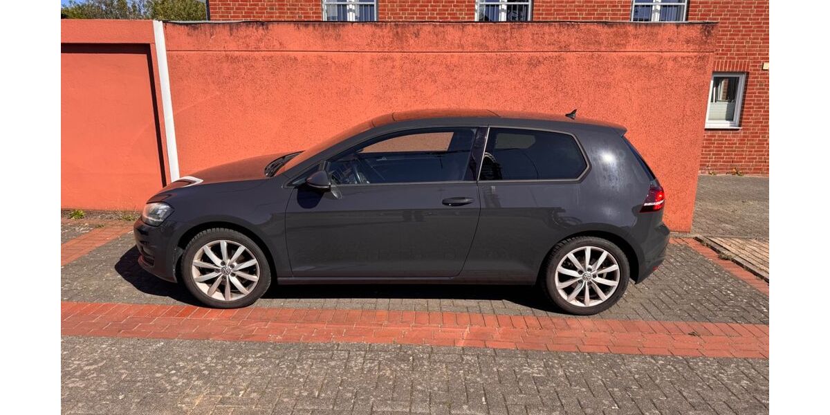 VW Golf 98.000 km 14.990 &euro; Jüchen 41363