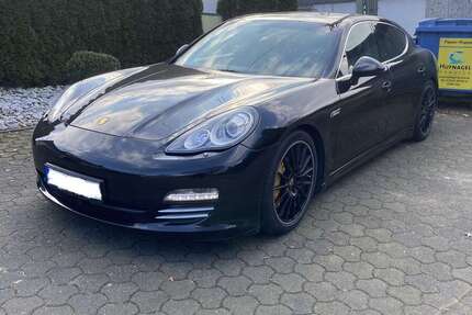 Porsche Panamera 122.000 km 29.000 &euro; Lennestadt 57368