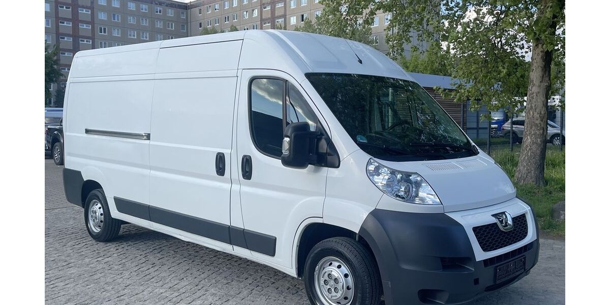Peugeot Boxer 319.000 km 6.990 &euro; Berlin 12681