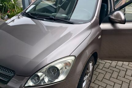 Kia ceed / Ceed 145.000 km 2.999 &euro; Sailauf 63977