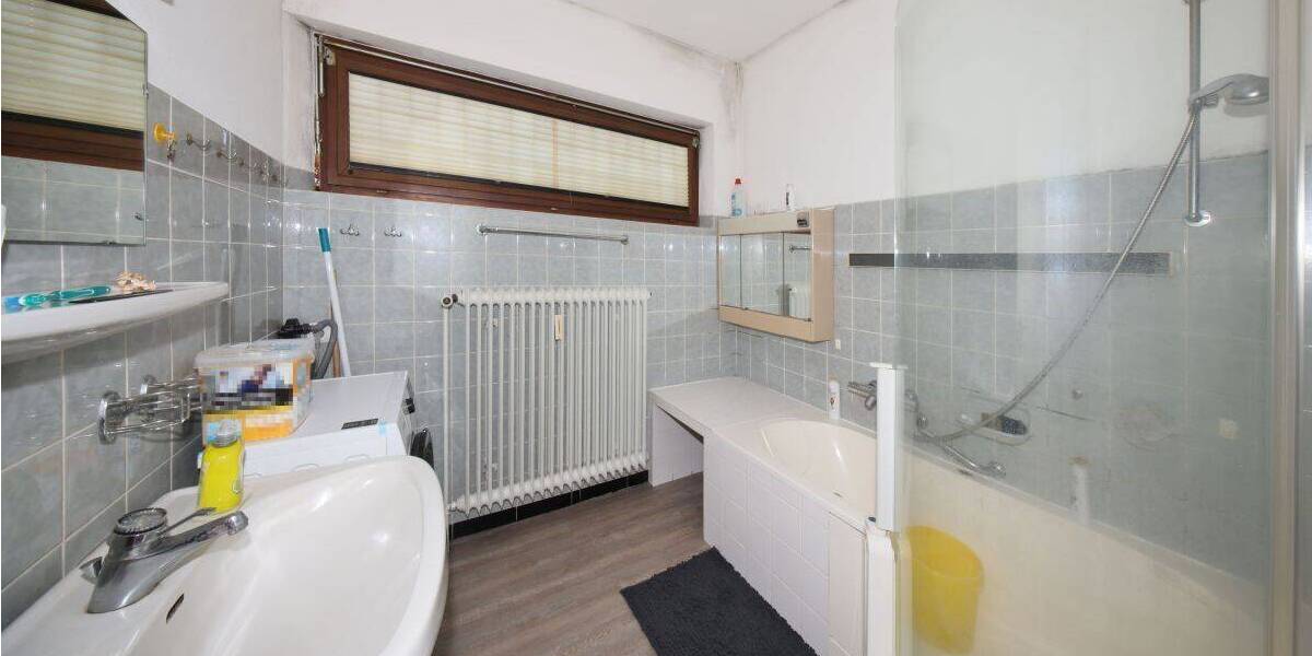 Mehrfamilienhaus, Wohnhaus Zetel Neuenburg - 6 Zimmer, 135 m&sup2;, 295.000&euro; | Angebot:26825651