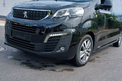 Peugeot Traveller 110.000 km 28.699 &euro; Mittenwalde 15749
