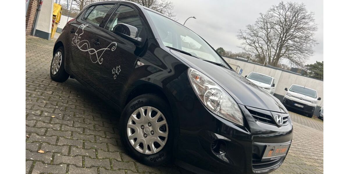 Hyundai i20 80.135 km 4.900 &euro; Köln 51069