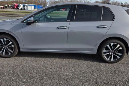 VW Golf 73.000 km 17.700 &euro; Ellar 65620