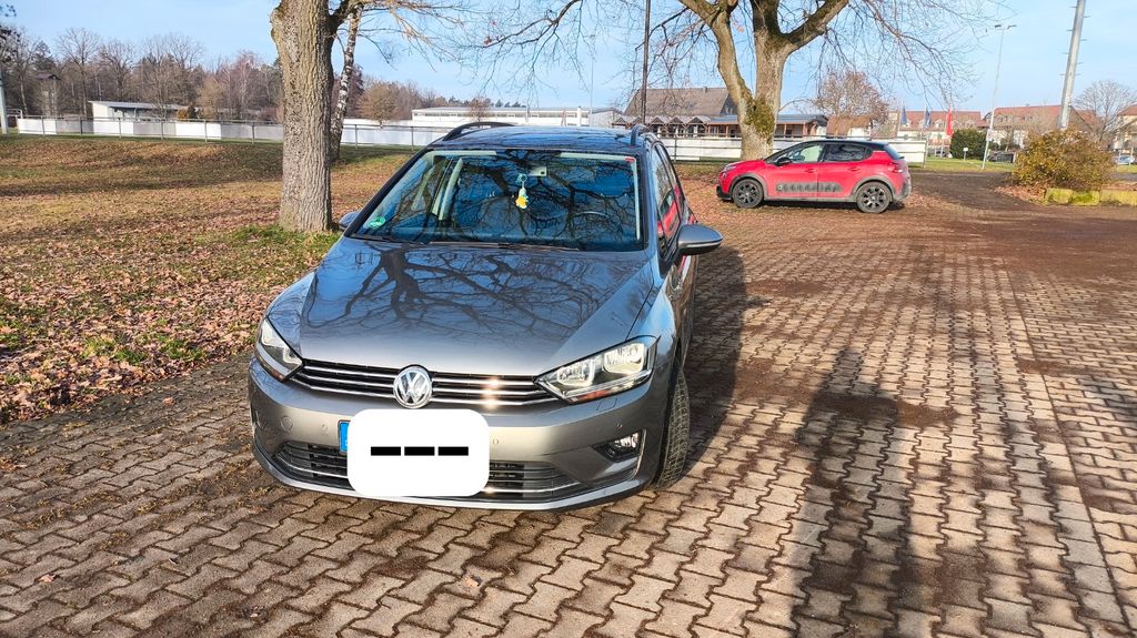 VW Golf Sportsvan 149.000 km 12.700 &euro; Waldenburg 74638