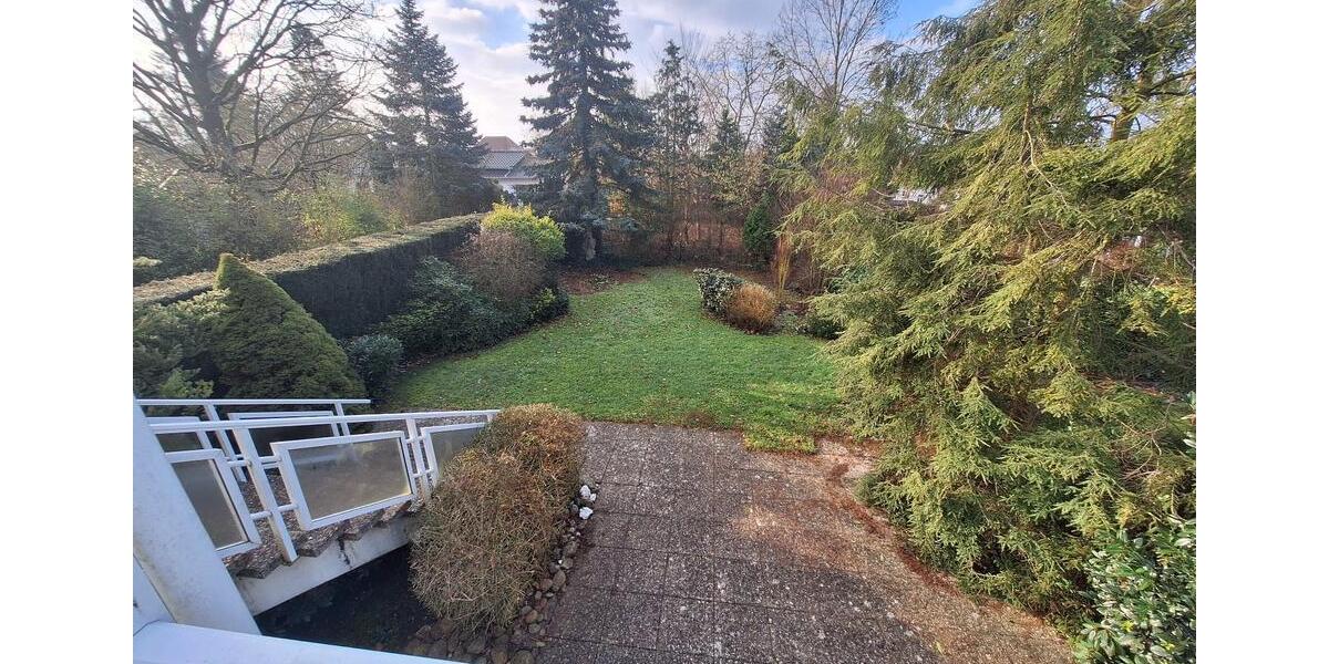 Einfamilienhaus Helmstedt - 10 Zimmer, 221 m&sup2;, 350.000&euro; | Angebot:27084827