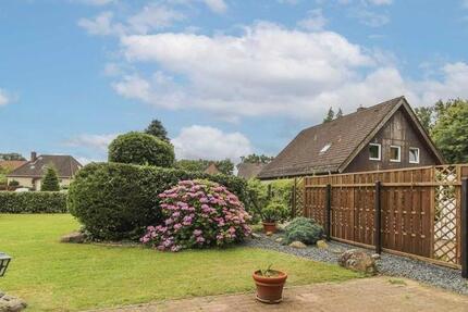 Traumhafte 4-Zimmer-Wohnung mit Garten und Garage - barrierefrei 4 zimmer