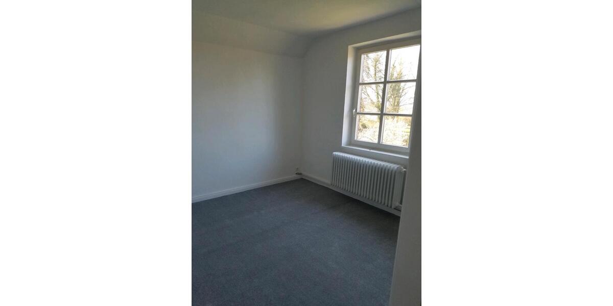 Mehrfamilienhaus, Wohnhaus Lasbek - 12 Zimmer, 400 m&sup2;, 650.000&euro; | Angebot:27128362