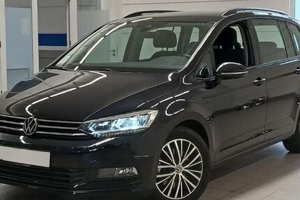 VW Touran 24.100 km 32.999 € Meerbusch 40668