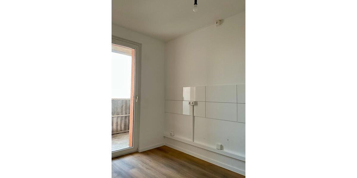 Etagenwohnung Düren Distelrath - 4 Zimmer, 90 m&sup2;, 630&euro; | Angebot:26008873