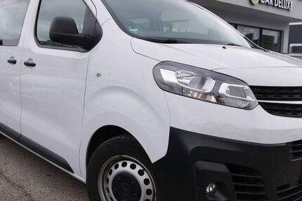 Opel Vivaro 84.000 km 27.999 € Fürth 90763