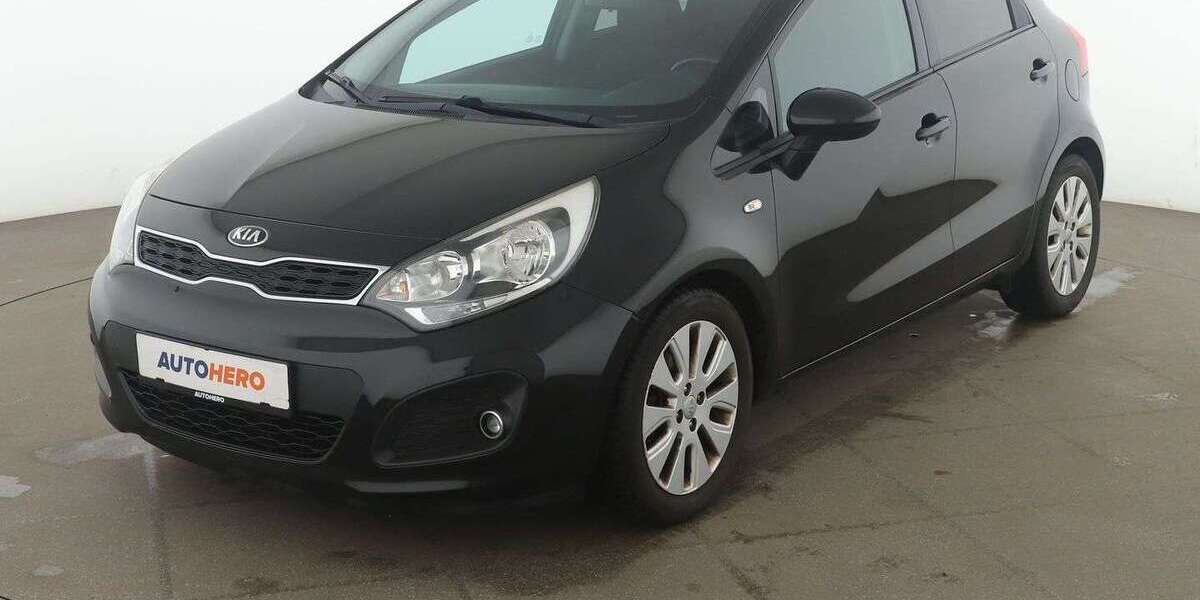 Kia Rio 83.630 km 8.450 &euro; Stuttgart 70195