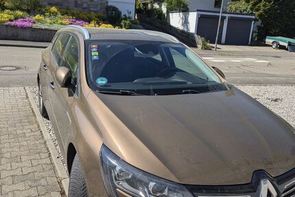 Renault Megane 142.000 km 8.900 &euro; Gaggenau 76571
