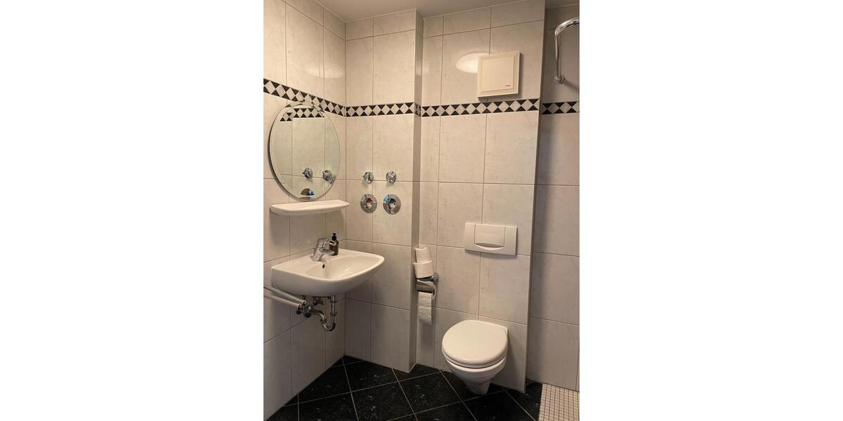 Etagenwohnung Mannheim Niederfeld - 1 Zimmer, 33 m&sup2;, 550&euro; | Angebot:26417230