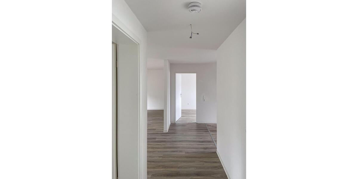 Helle 3-Zimmer-Dachgeschosswohnung mit Sichtbalken in Chemnitz-Hilbersdorf! 3 zimmer