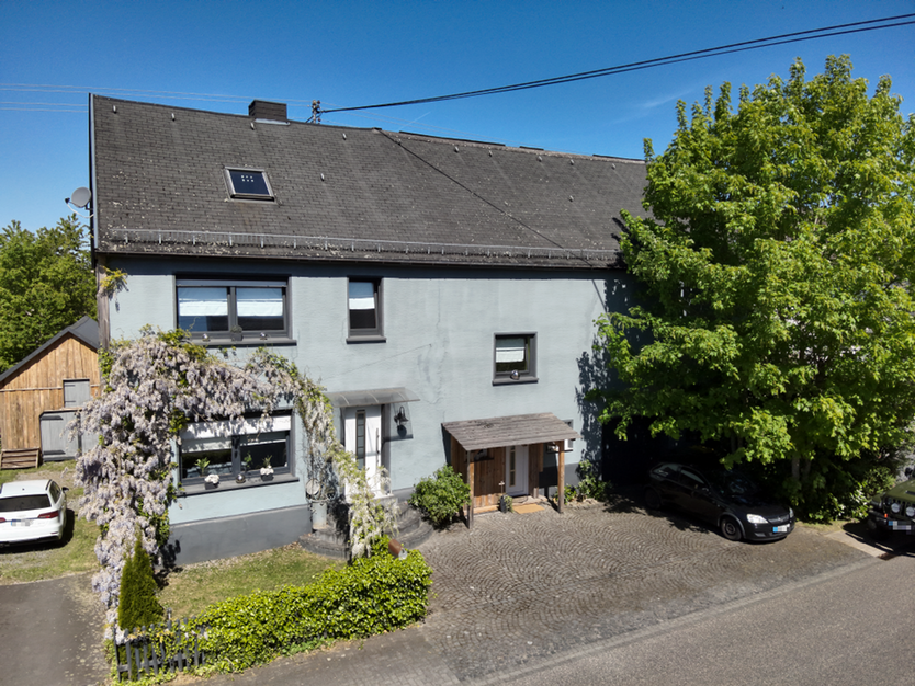 Haus zum Kaufen in Dreifelden 295.000 € 180 m²