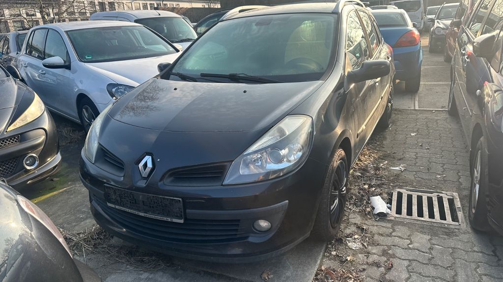 Renault Clio 259.000 km 1.500 &euro; Winsen/Luhe 21423