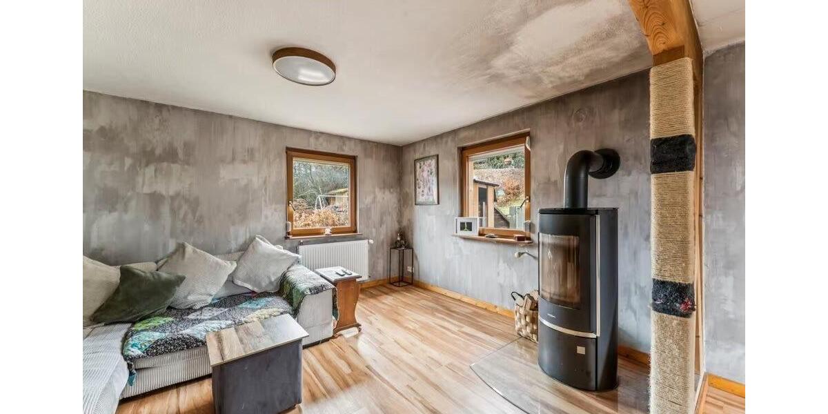 Einfamilienhaus Villingen-Schwenningen Schwenningen - 400.000&euro; | Angebot:26123926