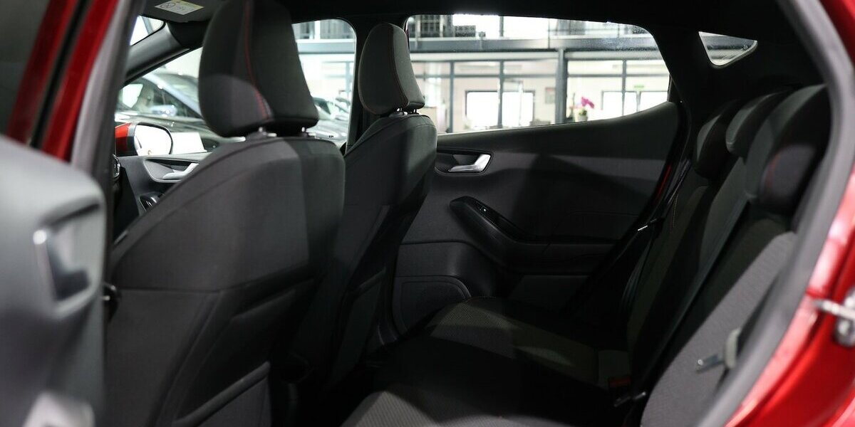 Ford Fiesta 1.0 EB ST-LINE SPORT / LED / NAVI+APPLE 89.000 km 11.777 &euro; Hamm 59077