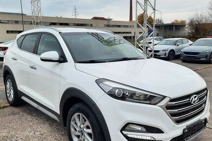 Hyundai TUCSON 70.000 km 14.500 &euro; Amberg 92224