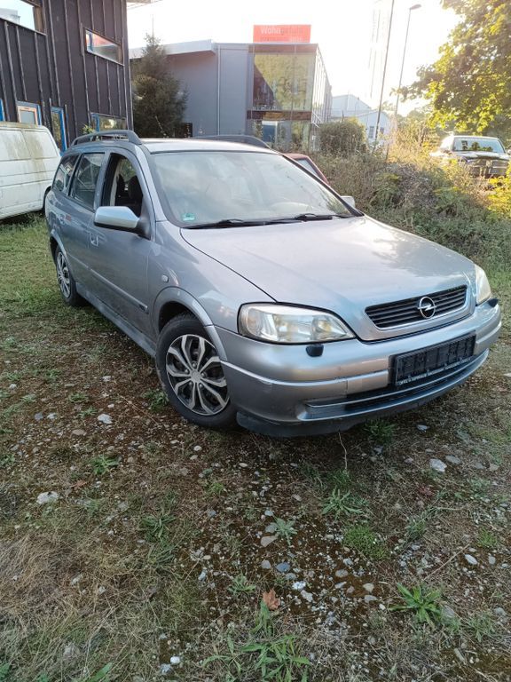 Opel Astra 300.236 km 749 € Müllheim 79379
