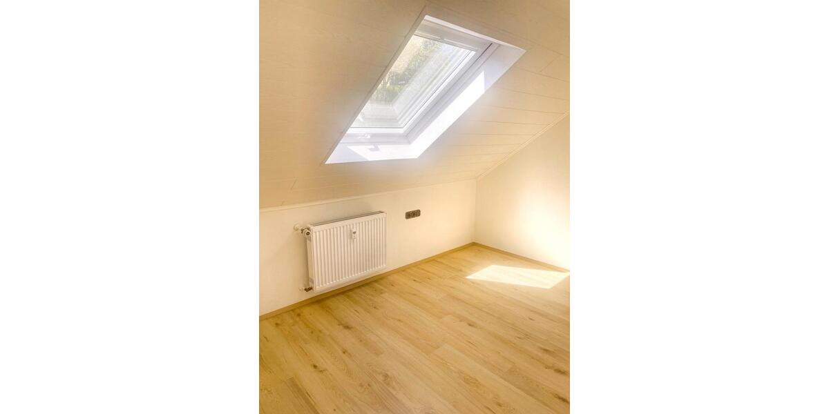 Etagenwohnung Burgsinn - 3.5 Zimmer, 93 m&sup2;, 230.000&euro; | Angebot:26312215
