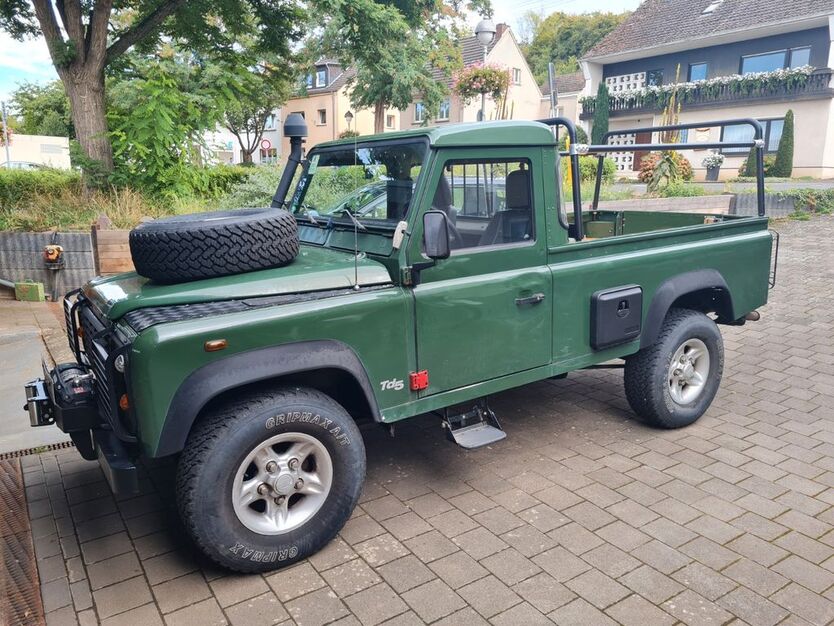 Land Rover Defender 255.000 km 18.000 € Ahrweiler 53474
