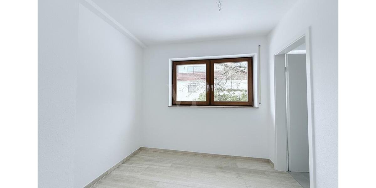 Maisonettenwohnung Ispringen - 5 Zimmer, 212 m&sup2;, 1.800&euro; | Angebot:24770668