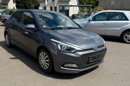 Hyundai i20 107.070 km 7.990 &euro; Minden 32425